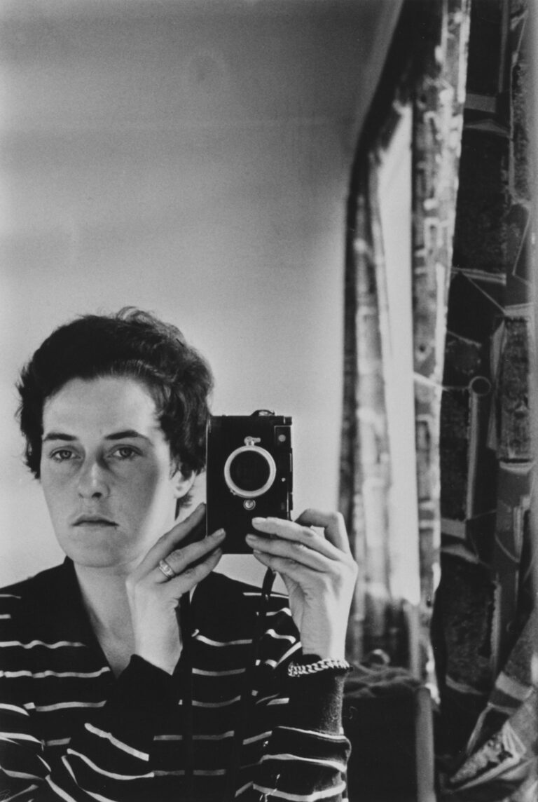 Inge Morath, Autoritratto, Gerusalemme, 1958 ©Fotohof archiv, Inge Morath, Magnum Photos
