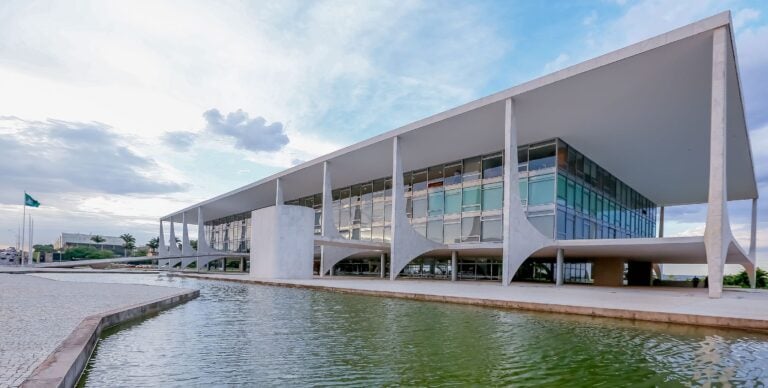 Palácio do Planalto, il capolavoro dell’architetto Oscar Niemeyer sotto assalto a Brasilia