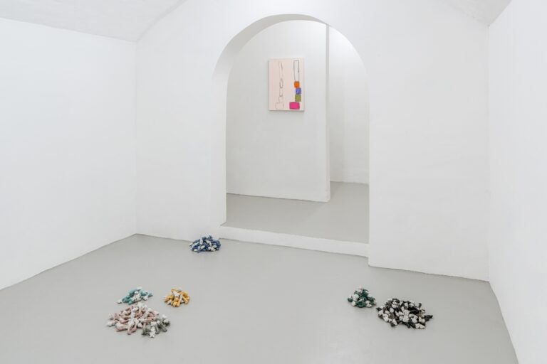 Rudi Ninov, Writing Paintings, exhibition view at Galleria Continua, San Gimignano, 2023, photo Ela Bialkowska, OKNO Studio – Courtesy the artist e Galleria Continua