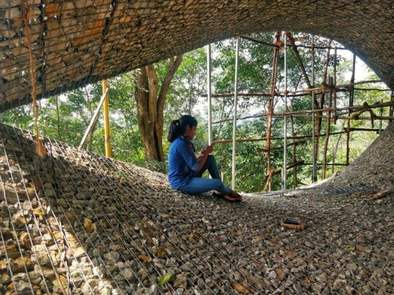 Wallmakers, Gokul Residence, Karakalum, India, in progress. Photo © Wallmakers