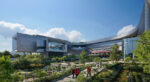 Landscaped plaza con- necting visitors to the new Science Centre building, lake and secondary forest. Render by Negativ. The image is an artist’s impres- sion, and final design may be subject to changes