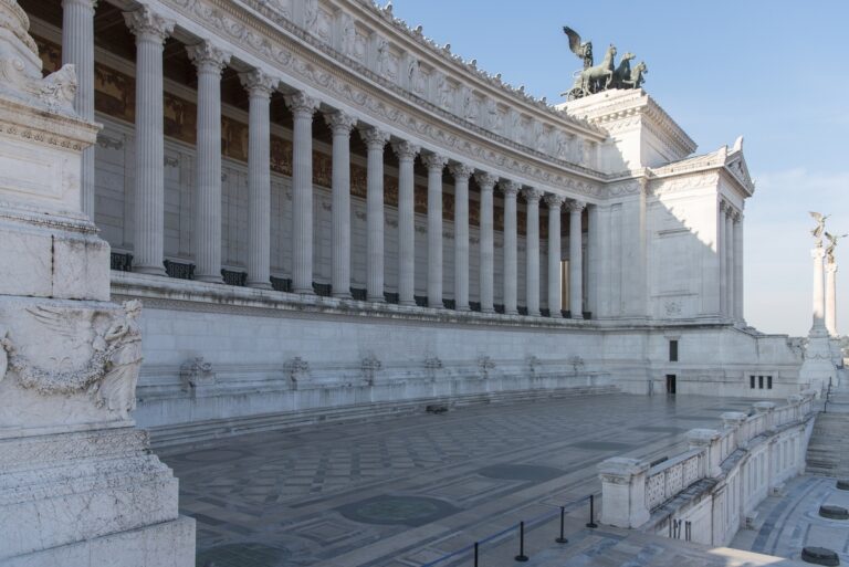 © MiC - Vittoriano e Palazzo Venezia, VIVE, vista del Sommoportico e del Piazzale del Bollettino