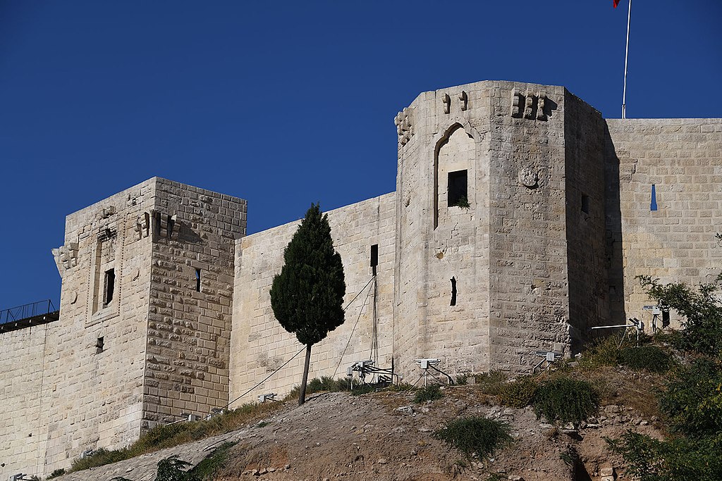 Castello di Gaziantep, Turchia. Photo Dosseman, CC BY SA 4.0 via Wikimedia Commons