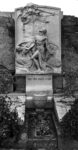 Corrado Feroci, Monumento funebre a stele, Cimitero delle Porte Sante, Firenze. Courtesy Catalogo generale dei Beni Culturali, CC BY 4.0