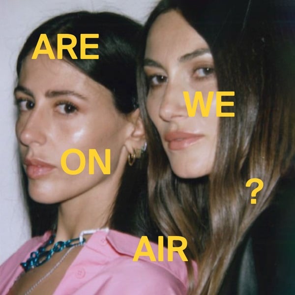 Gilda Ambrosio e Giorgia Tordini sulla copertina di Are we on air?