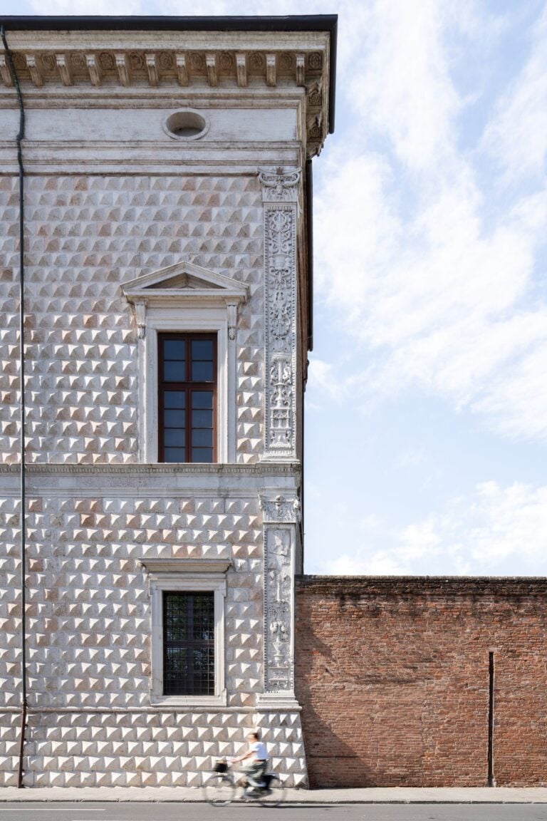 Labics, Palazzo dei Diamanti, esterno, photo © Marco Cappelletti, courtesy Labics
