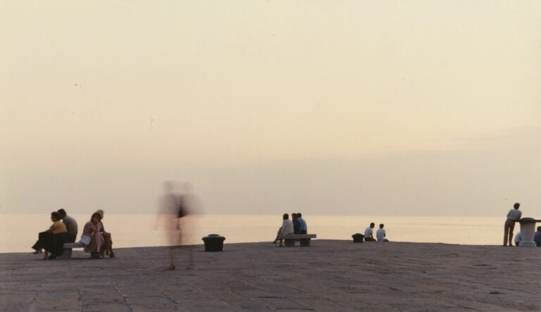 Luigi Ghirri, Il molo, Trieste, 1988 (stampa 1990-91), CSAC - Fondo Ghirri