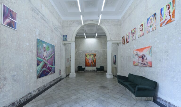 Luigi Presicce, La Bigiotteria della Terra, installation view at Contemporary Cluster, Roma, 2023, photo Giorgio Benni