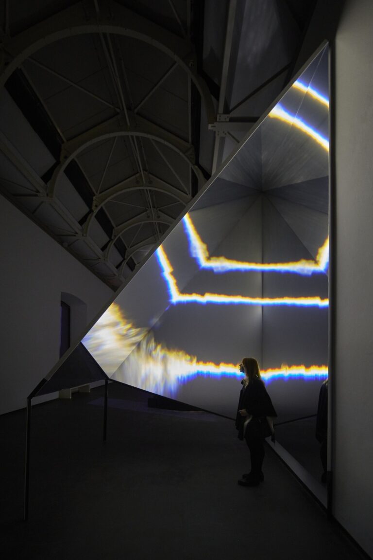 Olafur Eliasson, Your memory of the kaleidorama, 2022. Installation view at Castello di Rivoli Museo d'Arte Contemporanea, 2022. Photo Agostino Osio. Courtesy l'artista; neugerriemschneider, Berlin; Tanya Bonakdar Gallery, New York / Los Angeles © 2022 Olafur Eliasson