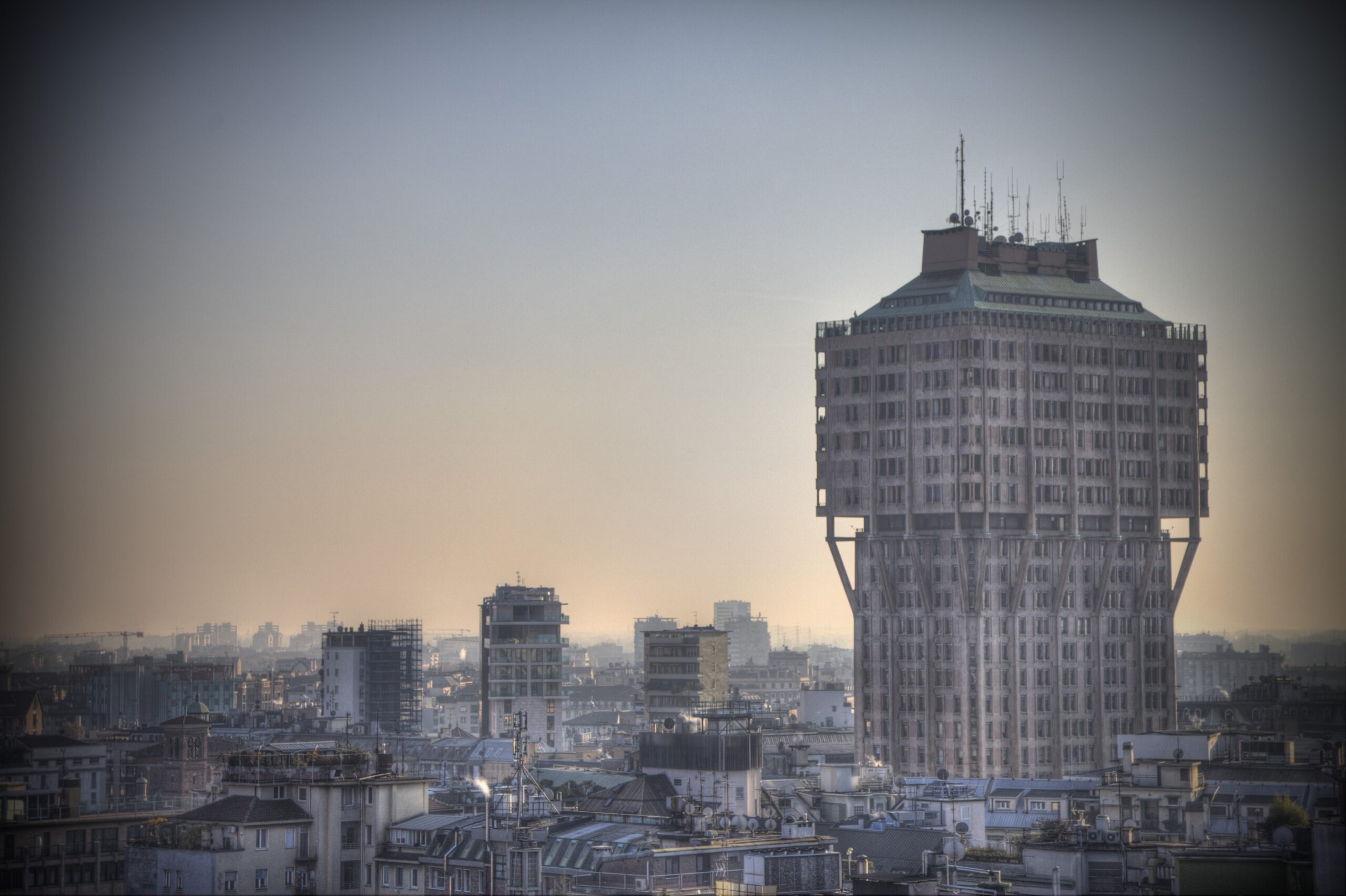 Torre Velasca, Milano