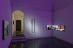 Daisy Chain, installation view at Galleria Eugenia Delfini, Roma, 2023. Foto © Carlo Romano, Courtesy Erin Johnson e Galleria Eugenia Delfini