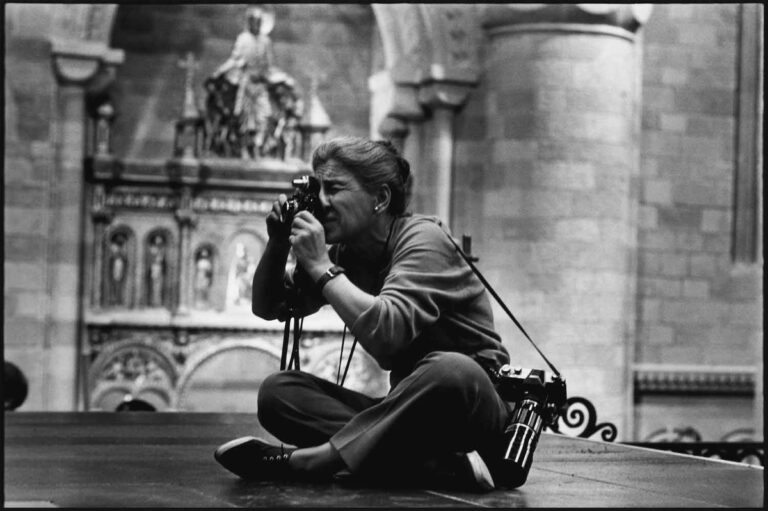 Eve Arnold on the set of 'Becket', England, 1963. Photo by Robert Penn