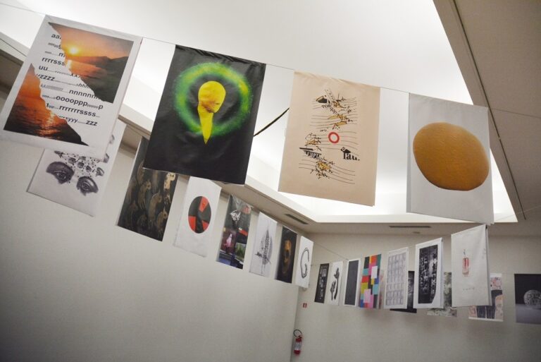 Galleria Il Gabbiano 1968-2018, 50 Manifesti, foto Linda Kaiser