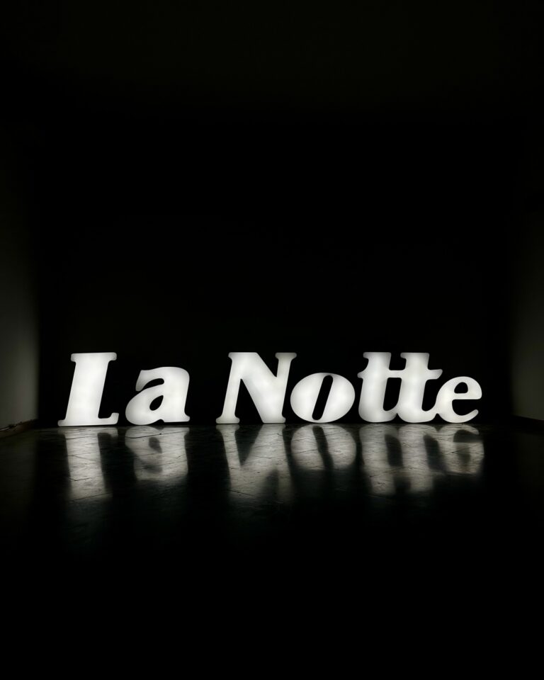 Luca Massaro, La Notte, 2022, lightbox. cm 70x400x10, Courtesy Viasaterna