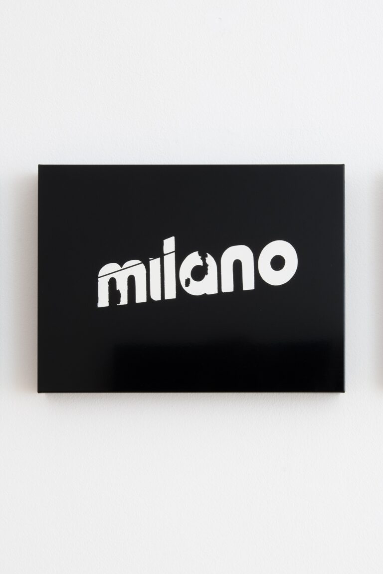 Luca Massaro, Milano, 2023, vernice su telaio d'acciaio cromato, cm 30x40, Courtesy Viasaterna. Photocredits Carola Merello