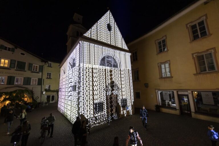 Detlef Hartung and Georg Trenz, Panta Rhei © Brixen Tourismus. Photo Jan Hetfleisch