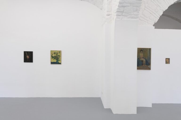 Paura della pittura, installation view at Monitor Gallery, Roma, 2023. Courtesy gli artisti e Monitor Roma, Lisbona, Pereto. Photo Giorgio Benni