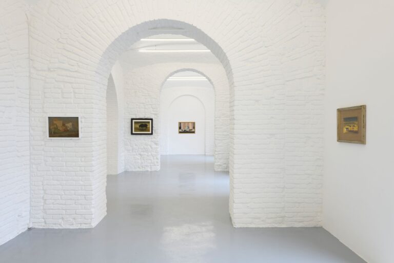 Paura della pittura, installation view at Monitor Gallery, Roma, 2023. Courtesy gli artisti e Monitor Roma, Lisbona, Pereto. Photo Giorgio Benni