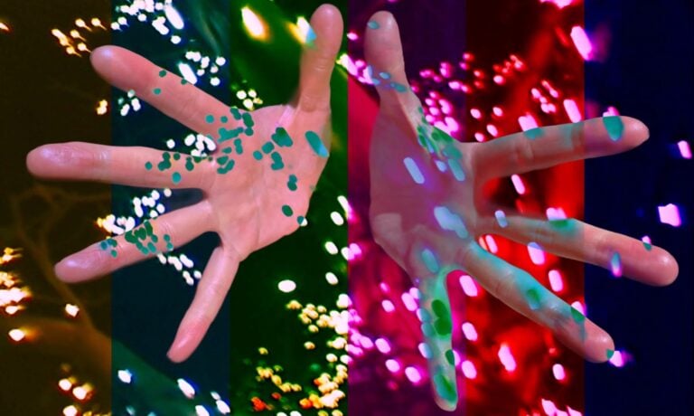 Pipilotti Rist sulla facciata del M+ di Hong Kong con una grande opera video