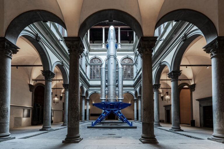 Reaching for the Stars. Da Maurizio Cattelan a Lynette Yiadom Boakye, installation view a Palazzo Strozzi, Firenze ©Ela Bialkowska, OKNO studio