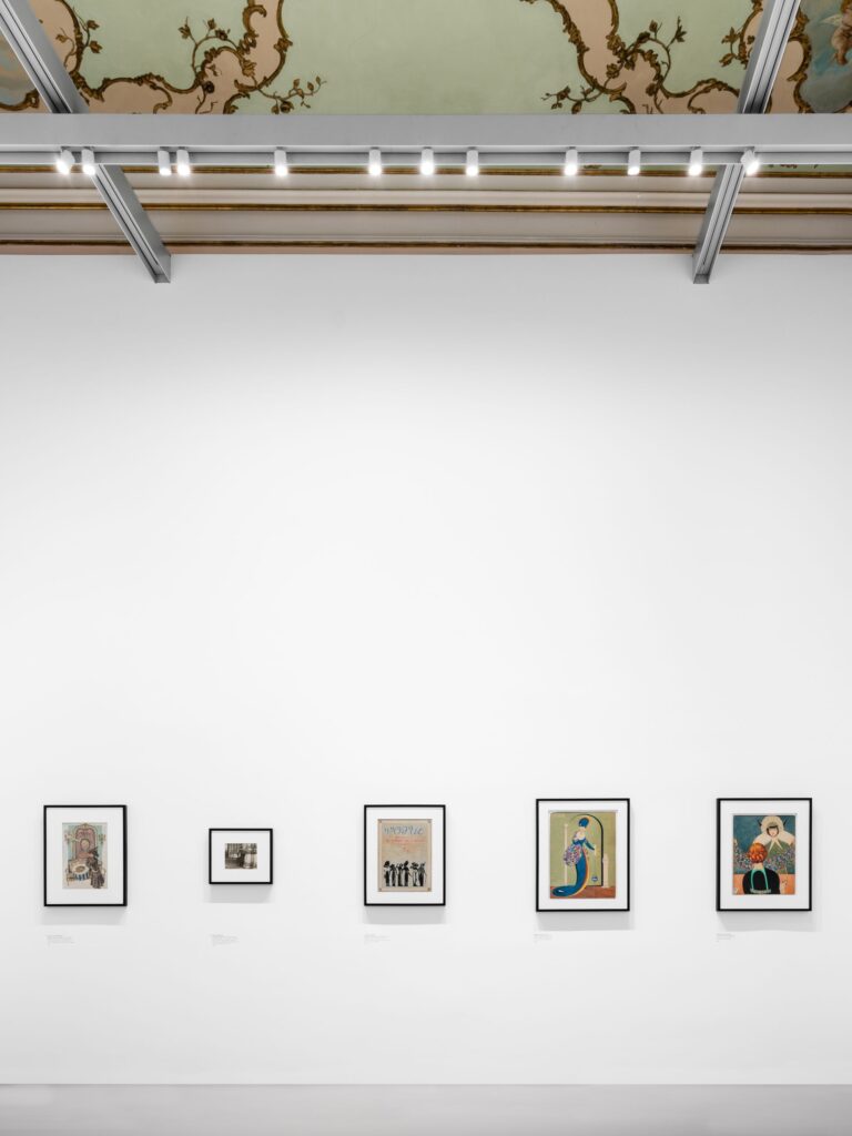 © Condé Nast. Installation view, CHRONORAMA. Photographic Treasures of the 20th Century at Palazzo Grassi, Pinault Collection, 2023. Ph. Marco Cappelletti © Palazzo Grassi