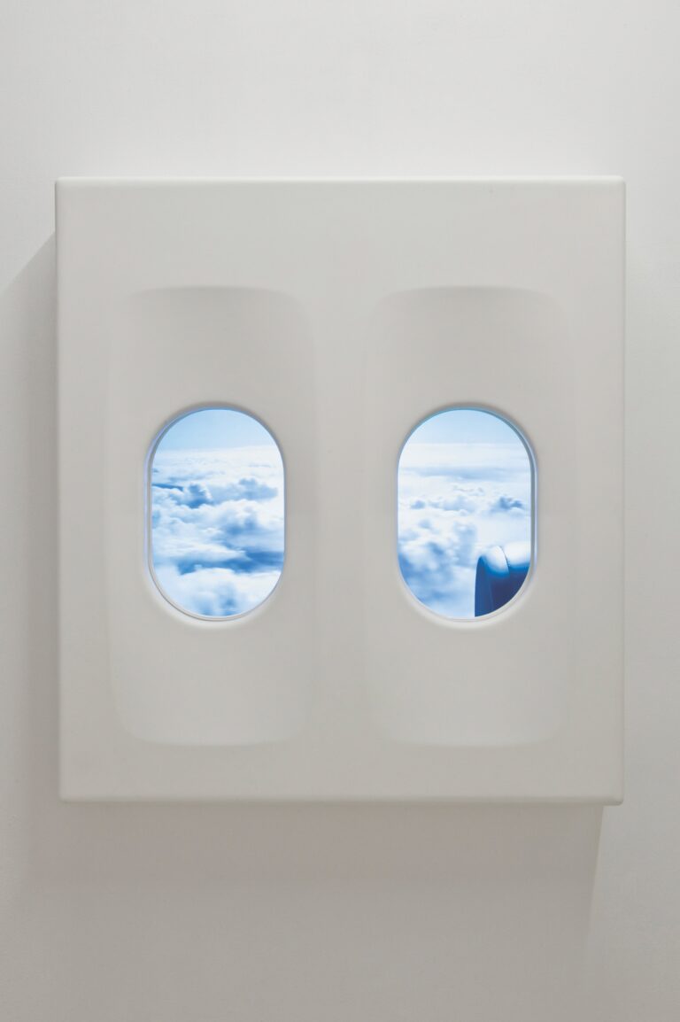 Leandro Erlich, El avión (2011), Metal structure, fiberglass reinforced resin, 32-inch, screen, video player, and video animation, 100x14x110 cm