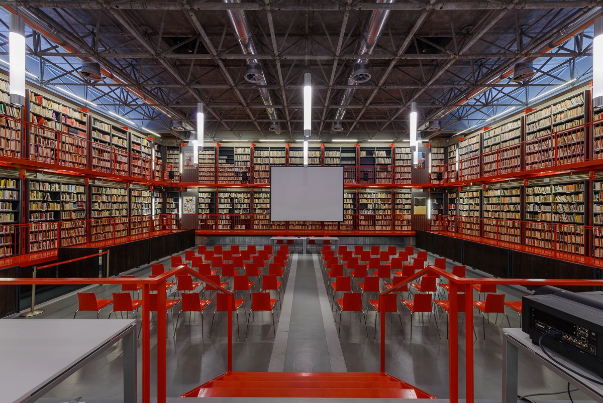 Biblioteca della Biennale di Venezia. Photo Andrea Avezzù