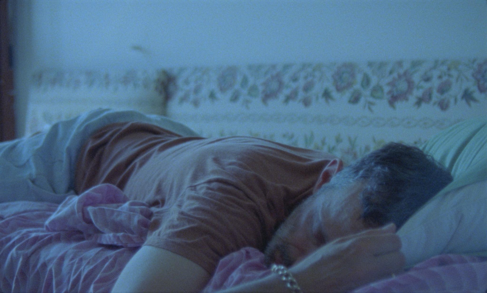 Dreaming Alcestis [still], un film di Beatrice Gibson, co diretto da Nicholas Gordon, 2022. Realizzato grazie al sostegno di Italian Council (2021), commissionato dal Museo Civico di Castelbuono
