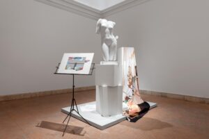 Giulio Paolini faccia a faccia con il mito nella nuova mostra a Roma