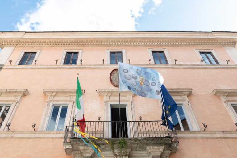 Giulio Paolini, Al di là, 2022, foto Andrea Veneri