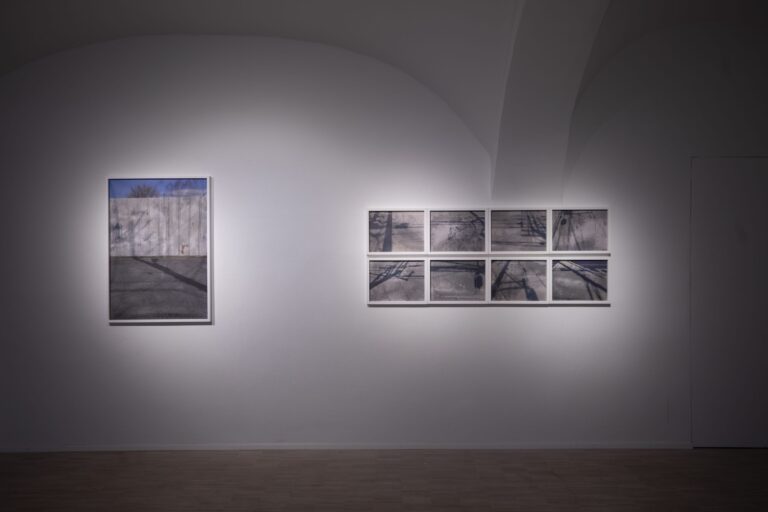 Hana Usui, Electric Shadows, installation view at Kunstraum Feller, Vienna, 2023. Foto Pablo Chiereghin