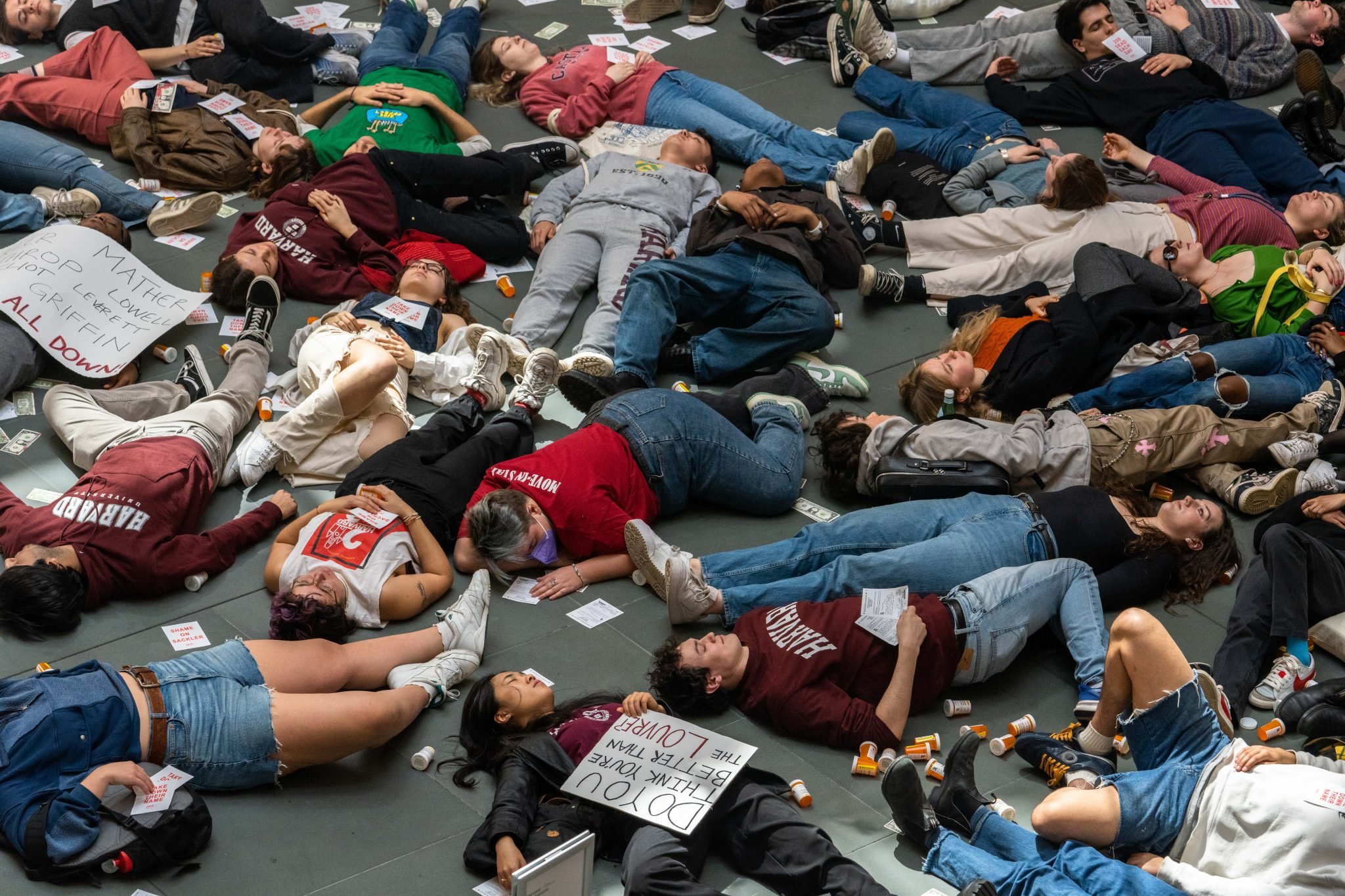 La manifestazione degli studenti di Harvard e Pain. Photo Dumedi Malaika Menakaya © PAIN