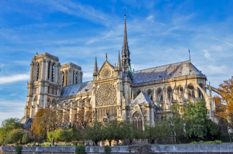 Notre-Dame riaprirà a dicembre 2024. L’annuncio da Parigi di Emmanuel Macron