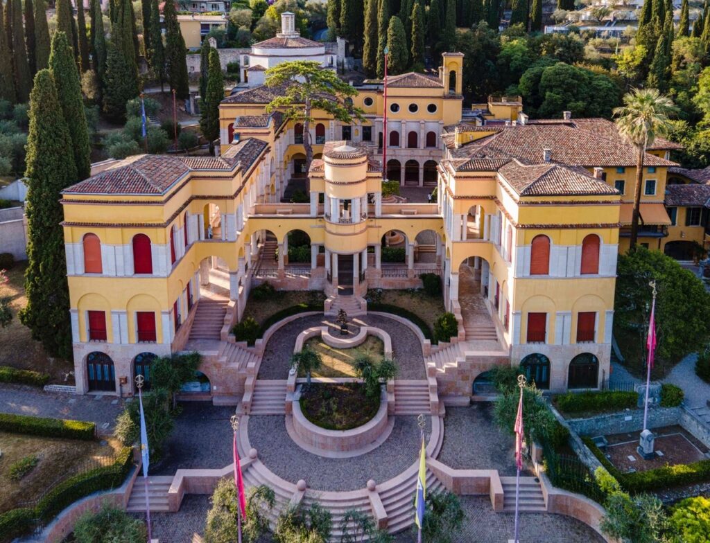 Gli Uffizi Diffusi continuano il tour e arrivano fino al Vittoriale degli Italiani sul Garda