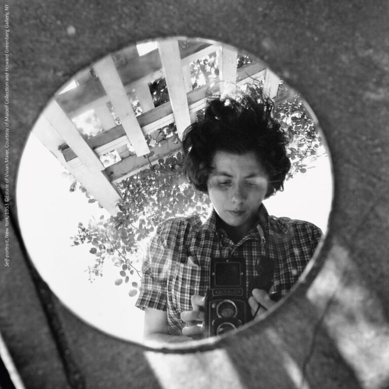 Vivian Maier, Self-portrait, New York, 1953. Credits Estate of Vivian Maier. Courtesy of Maloof Collection and Howard Greenberg Gallery, NY