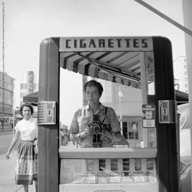 Vivian Maier, Self-portrait. Credits Estate of Vivian Maier. Courtesy of Maloof Collection and Howard Greenberg Gallery, NY