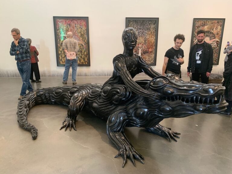 Wangechi Mutu, Crocodyle, 2020, brinzo, 424.18 × 220.98 × 185.42 cm