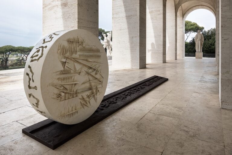 Arnaldo Pomodoro, Rotativa di Babilonia, exhibition view at Palazzo della Civiltà Italiana, Roma, 2023