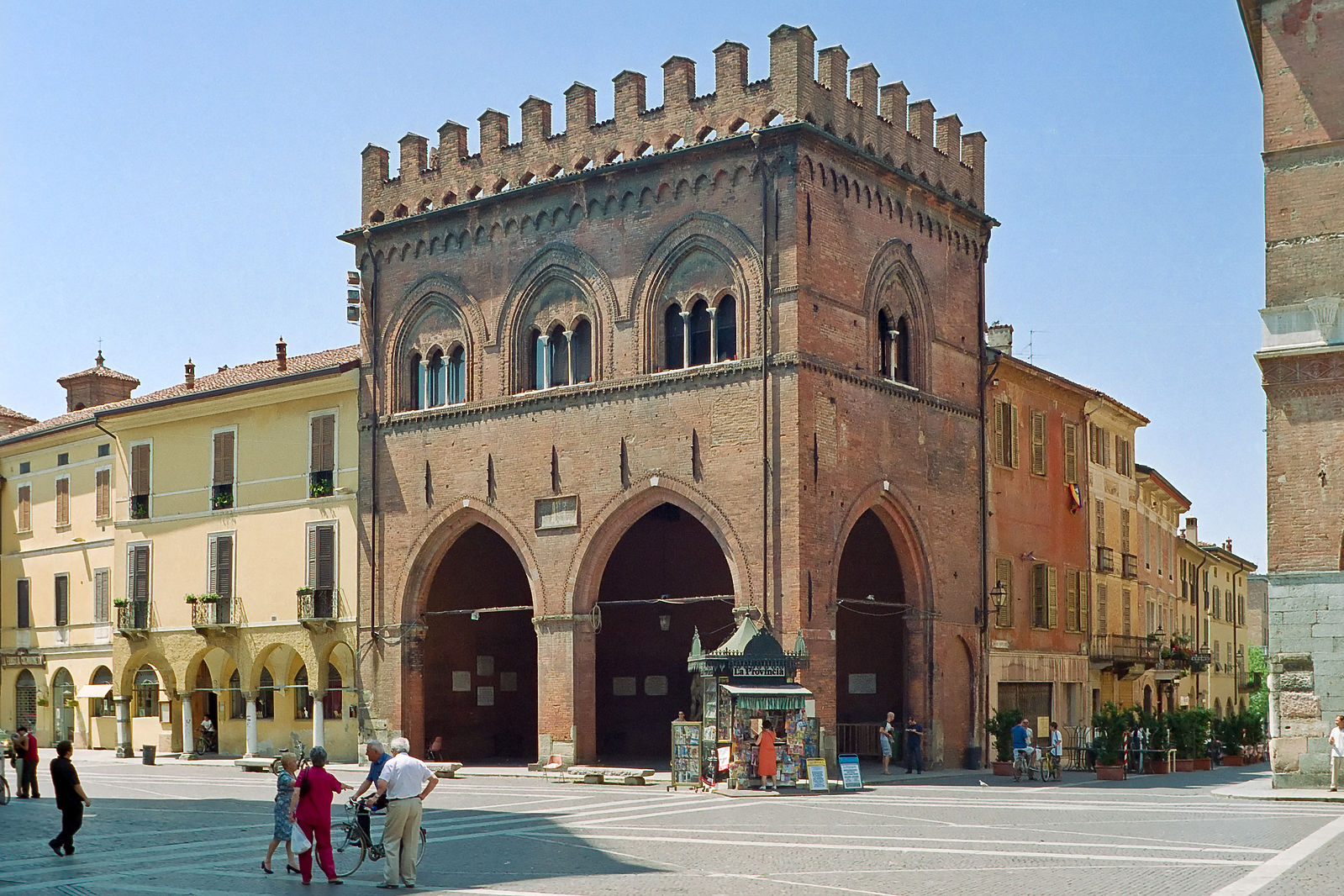 Cremona, Loggia dei Militi. Photo: David Nicholls