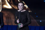 Emanuela Fanelli ritira il David di Donatello alla migliore attrice non protagonista per il film “Siccità”. (Luca Dammicco | Premi David di Donatello)