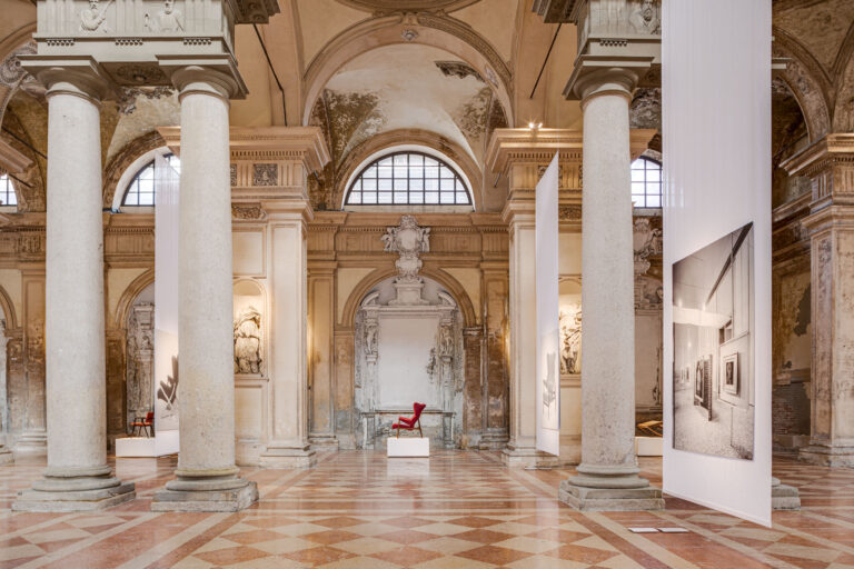 Franco Albini. Metodo e poesia, 2023, installation view at Volumnia, Piacenza. Photo Fausto Mazza Studio