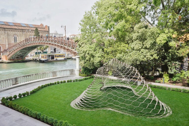 L’architettura onomatopeica di Kengo Kuma in mostra a Venezia