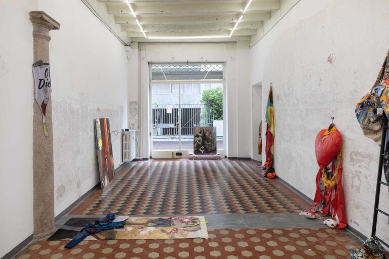 Quando va male, il leopardo, installation view at Ciaccia Levi, Milano, 2023. Photo Sebastiano Pellion di Persano