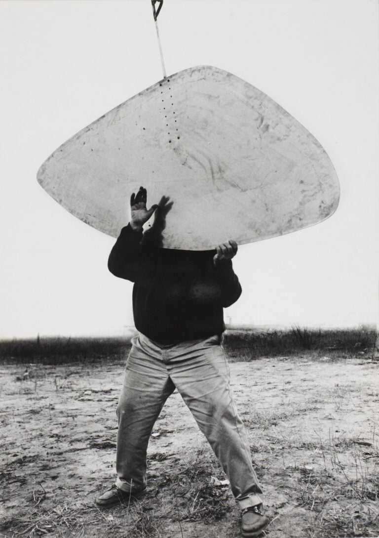 Ugo Mulas, Alexander Calder a Saché, Francia, 1961 ©2023, ProLitteris, Zurich