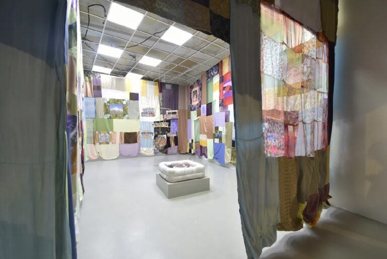 Viola Morini, No child left behind, installation view