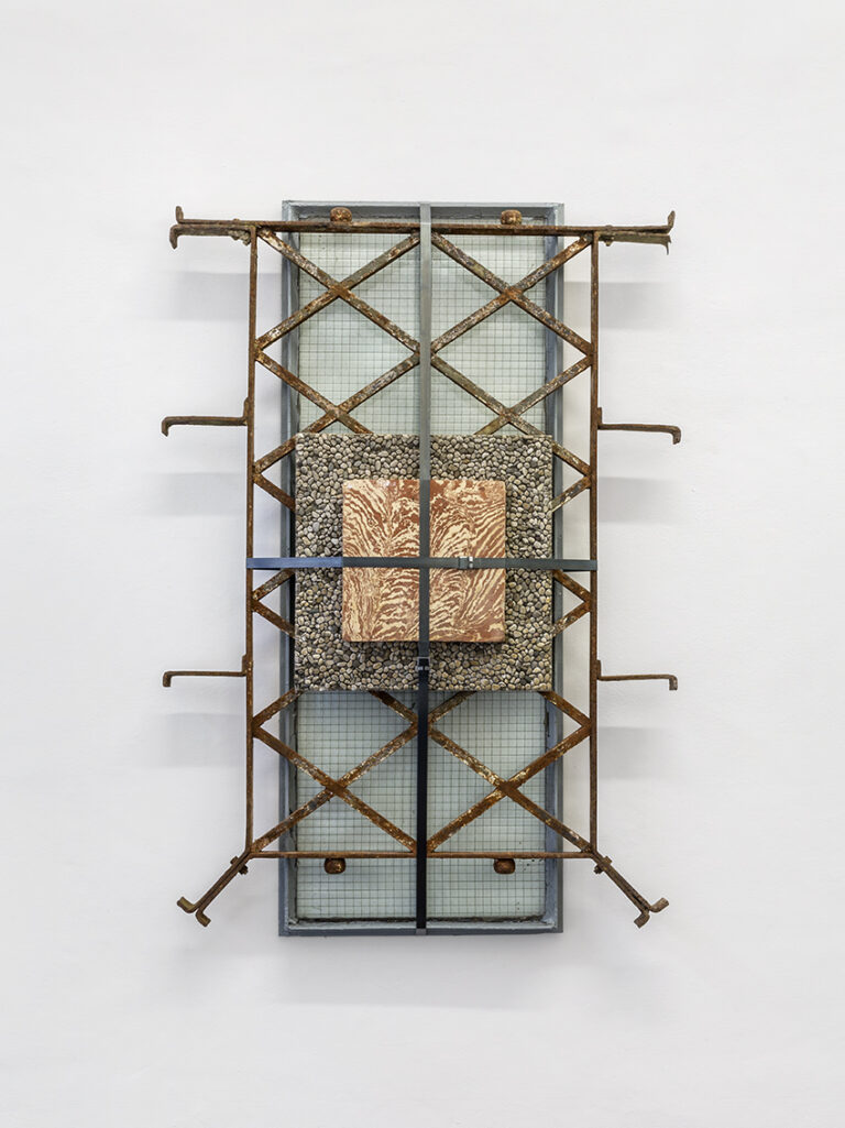 Andreas Fogarasi, 1978, installation view at Quartz, Torino, 2023
