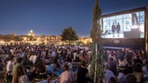 Cinema all’aperto a Roma. Guida a rassegne, arene ed eventi nell’estate 2023