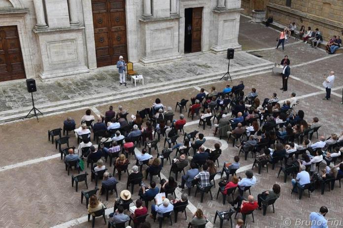 Emporio letterario, Pienza