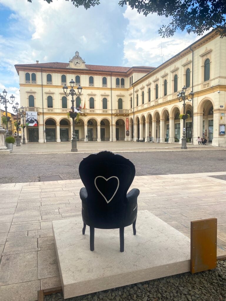 Andrea Bianconi, La poltrona delle idee. Photo: Stefano cozzi