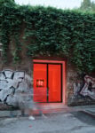 Davide Trabucco stilopòdi 2017 garage Bentivoglio Bologna Foto Carlo Favero 2.jpg Bologna, Palazzo Bentivoglio apre un nuovo spazio in un garage su via del Borgo di San Pietro